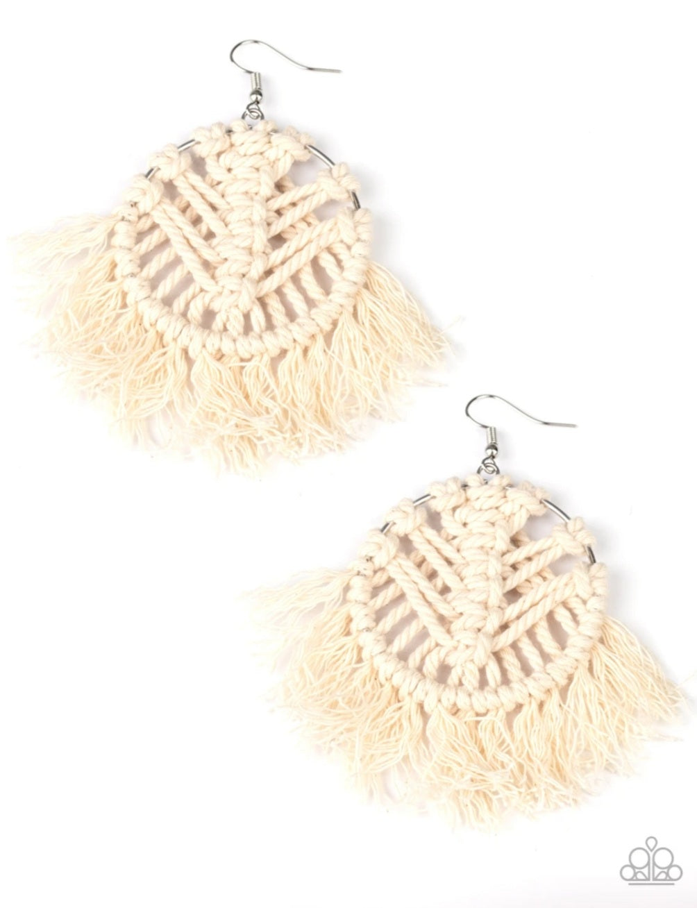 Paparazzi All About MACRAME- White